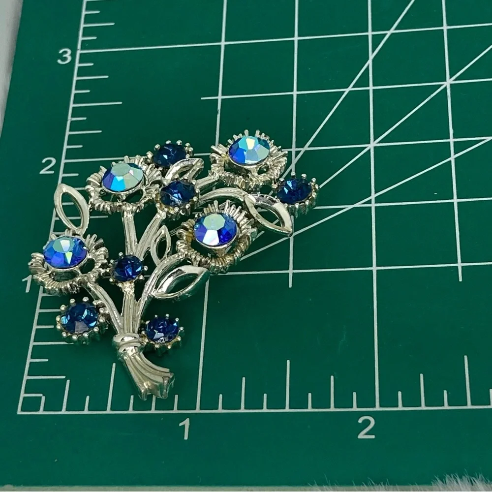 LISNER BLUE FLOWER BROOCH - Picture 4 of 4